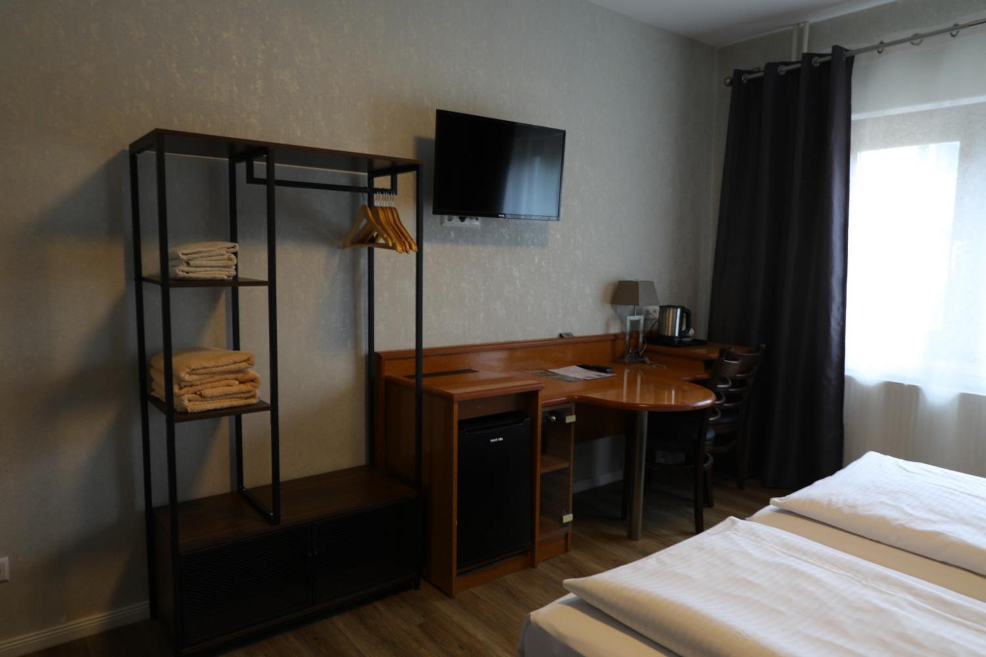 Hotel Pirol — Photos 1